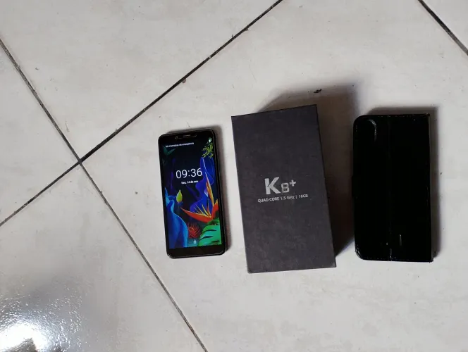 Vendo celular LG K8+74g/g4