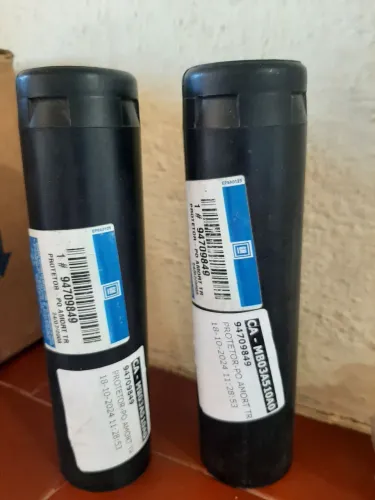 COIFA / TUBO DO AMORTECEDOR TRASEIRO - SERVE EM AMBOS OS LADOS