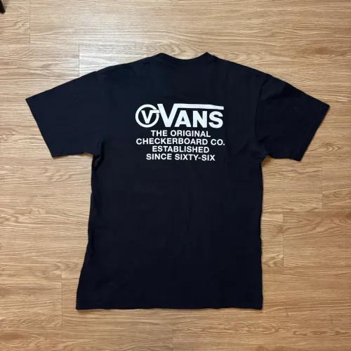 camiseta vans preta distortion type tee
