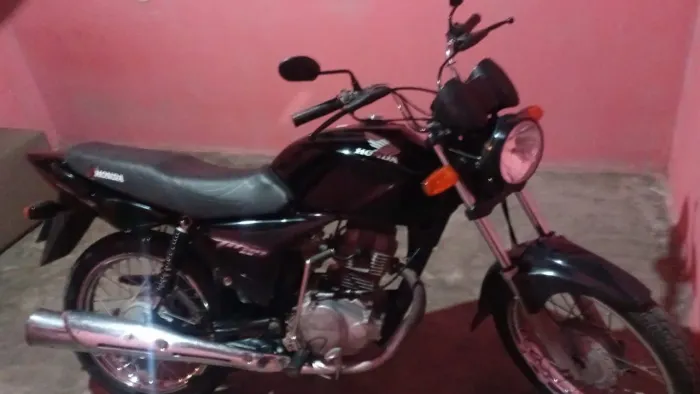 Titan 150ks atrasada placa de esperança 