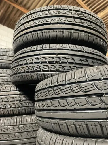 Starke pneus remoldados, aprovados e prontos pra rodar aro 16 205/55 por 200,00