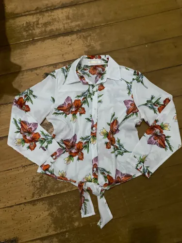 Blusas tam M/G - 3 por 50,00