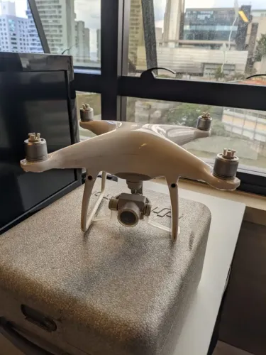 Drone DJI Phantom 4 Pro v1 Completo