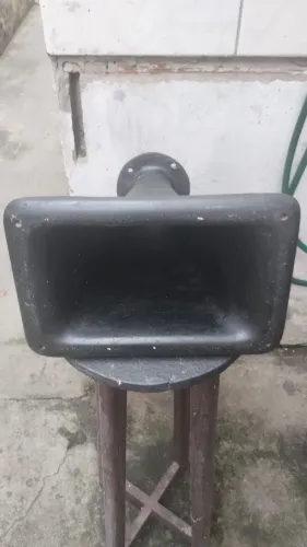 Corneta para sistema de som profissional