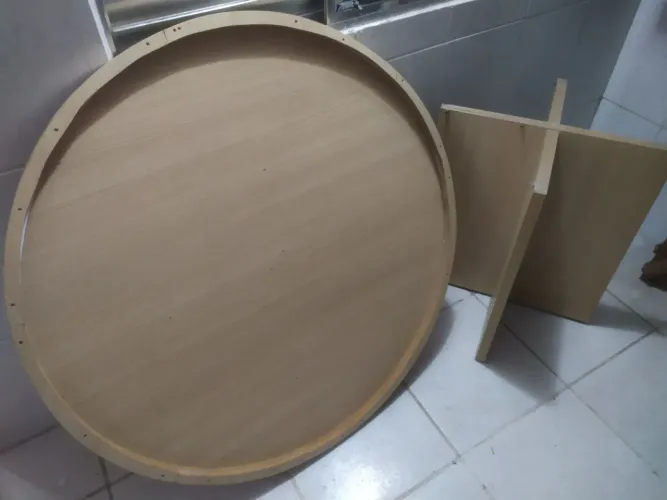 Mesa de reunião redonda