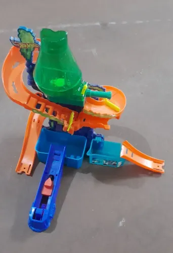 Hot Wheels - Estação cientifica