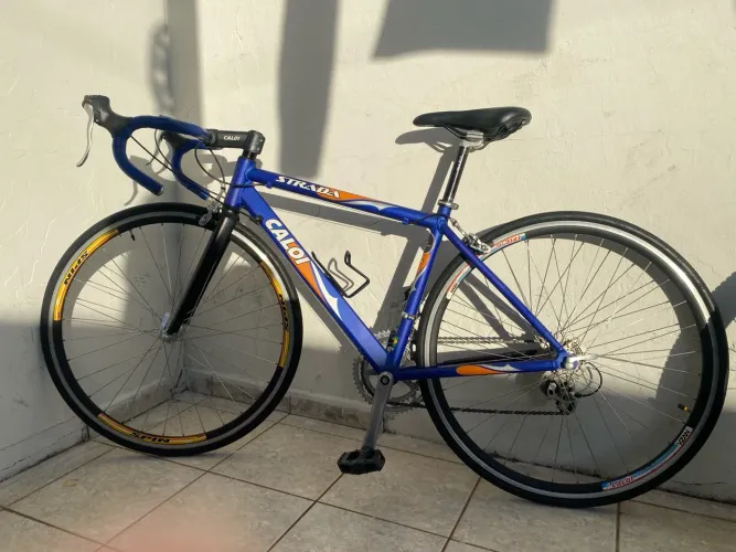 Bicicleta Caloi Strada Azul R28 16 marchas semi nova