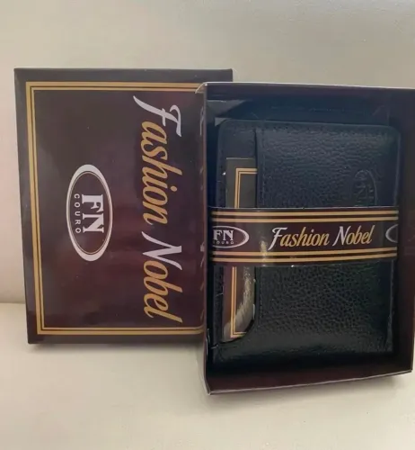 Carteira em Couro com Zíper da Fashion Nobel 
