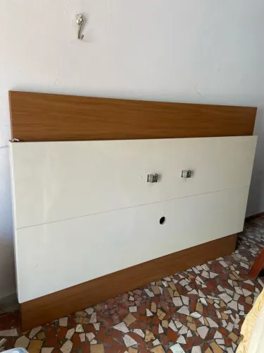 Painel em perfeito estado lindo e elegante para deixa sua sala linda medindo 137x195