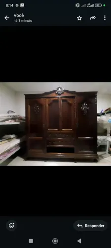 Guarda roupas antigo