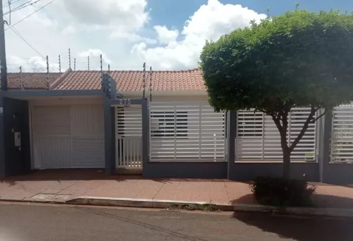 Casa Padrão à venda no Jardim Morumbi, Arapongas