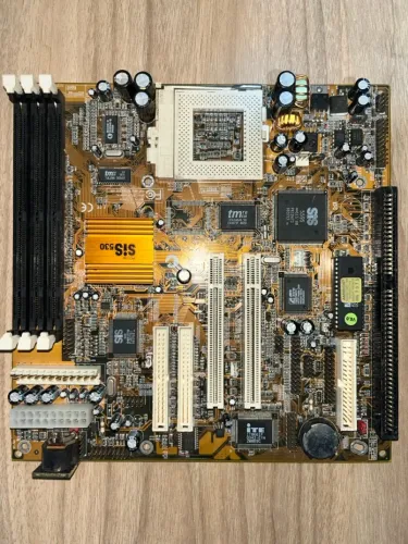 Defeito Placa Mãe Sis530 K6 PC100
