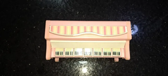 Piano de Brinquedo Rosa Barbie