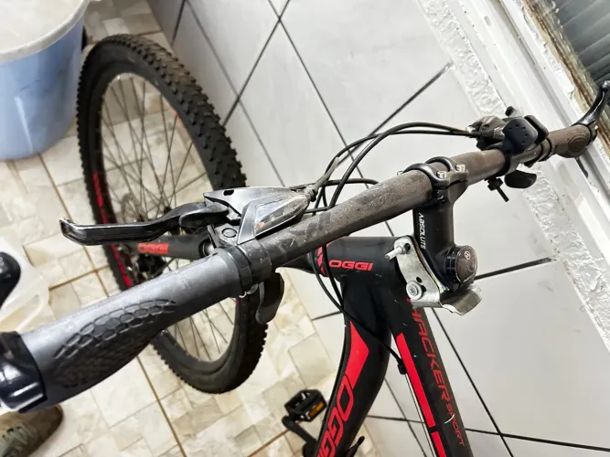 Bicicleta Aro 29 Oggi Hacker Sport