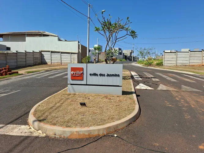 Terreno Eville Bady. Dentro do Portal. Plano  Sem aterro.