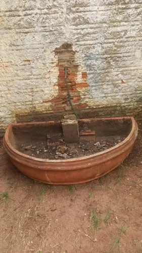 Aquário/tanque de cerâmica 220 litros