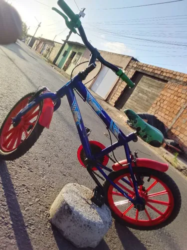 VENDO BIKE ARO 16 PRA VENDER LOGO ?