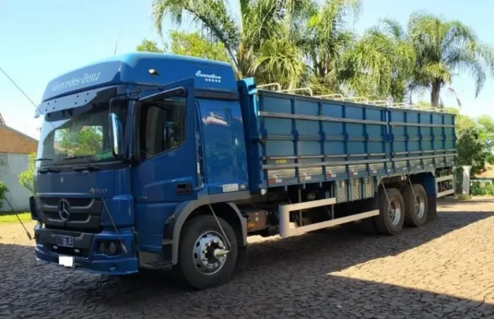 Atego 2429 6x2 2014 Graneleiro particular