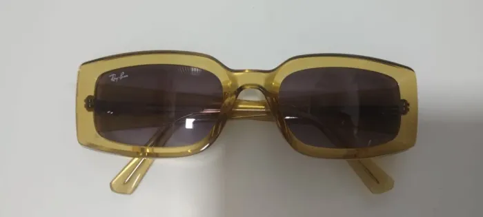 Óculos Ray ban - KILIANE BIO-BASED. ORIGINAL -PREÇO PRA SAIR RÁPIDO