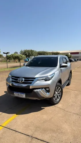 Toyota Hilux SW4 SRX 4X4 2.8 TDI 16V Dies. Aut. 2019