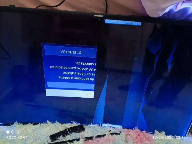 Smart TV Samsung 40" Curva UN40K6500 - Tela Quebrada (Para Retirada de Peças)