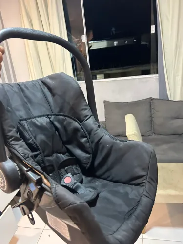 Bebê conforto em ótimo estado