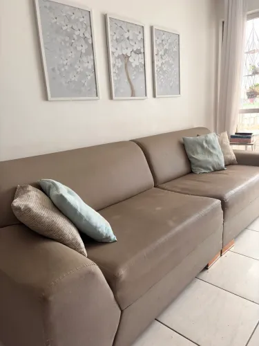 SOFÁ 4 LUGARES À VENDA 