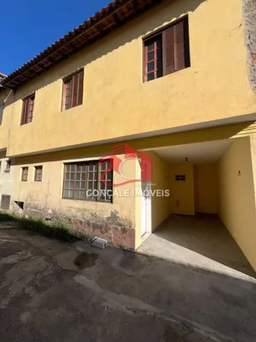 Alugue sua Casa dos Sonhos em Condomínio  3 Dormitórios e Aceita Pets em Vila Isolina Mazz