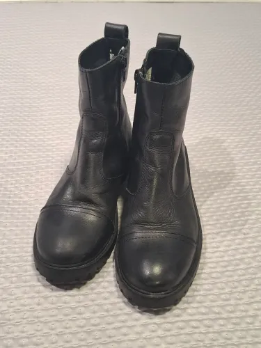 Bota Coturno Feminina Santa Lolla em Couro Legítimo - Tam 36
