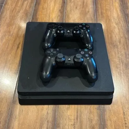 PS4 Slim 500GB + 2 Controles Originais + GTA V + Minecraft - Ótimo Estado