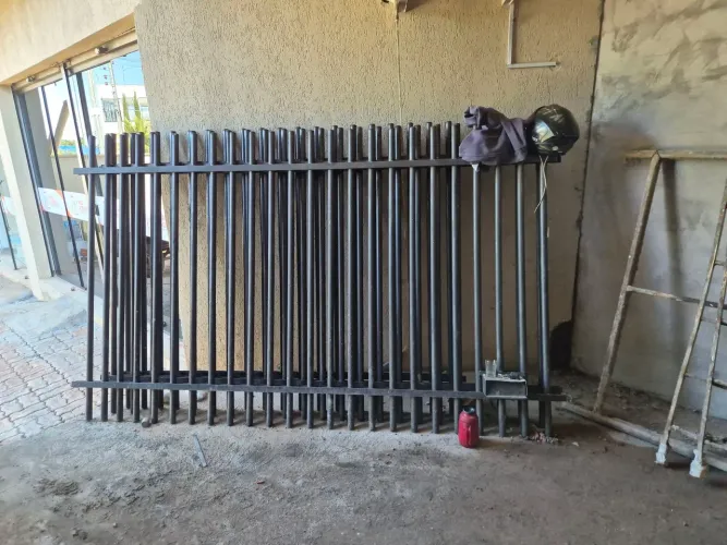 Grade tubular para Muro / Portao 12,4 mts linear