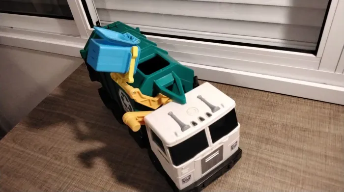 Matchbox Recycling Truck