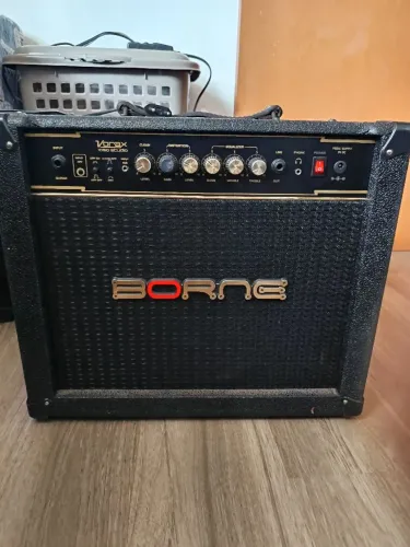 Amplificador borne vorax 1050 studio