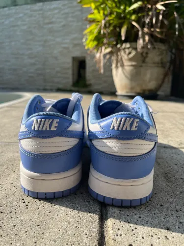 Nike dunk low blue university
