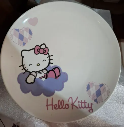 Prato raso Hello Kitty 2011 *Raridade*