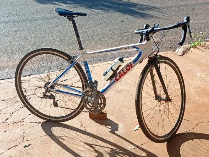 Vende-se bike speed Caloi Strada semi nova 2x8 Tam S V-Brake 