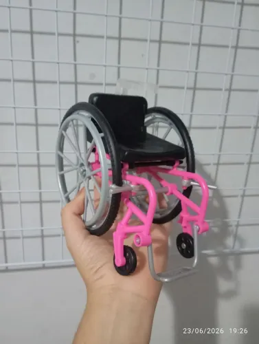 Cadeira de rodas para boneca Barbie cadeirante