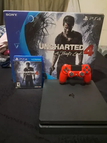 Playstation 4 Slim