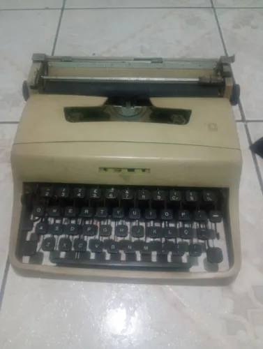 Máquina de escrever