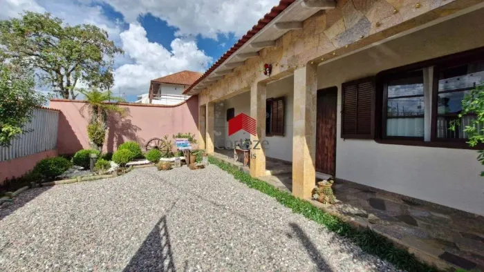 Casa com 183m² 4 quartos, à venda, no bairro Jardim Itália em São José dos Pinhais