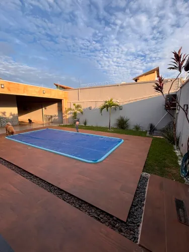 Casa alto padrão com móveis