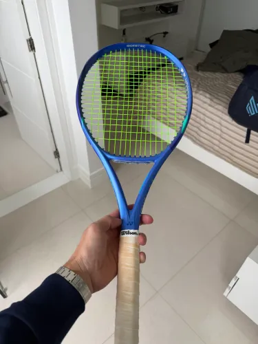 Yonex ezone 98 L3