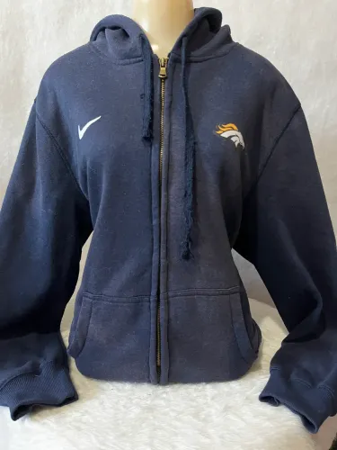 Jaqueta Usada Azul Peluciada com Bolso e Capuz