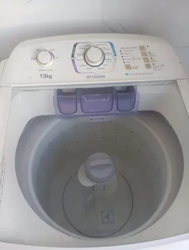 Vende -se máquina Eletrolux 13kg