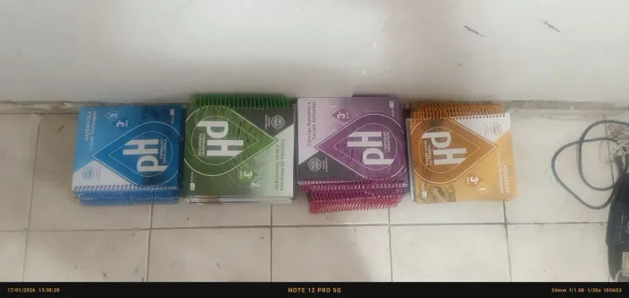 Livros Didáticos Colégio PH - 3? Ano Ensino Médio