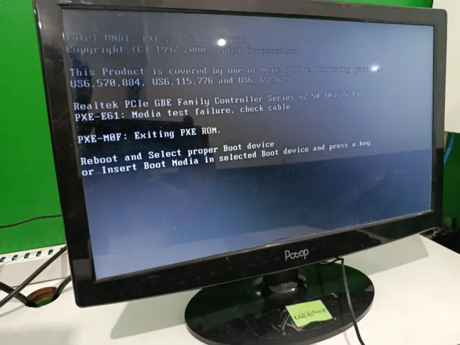 Monitor 15.6" pctop