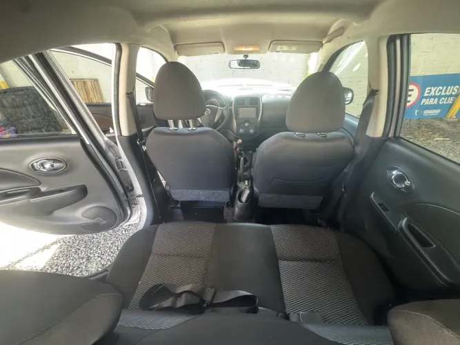 Nissan March S 1.0 12V Flex 5P 2015