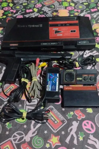 Master System 2, 1 cartucho, controle original e com a.pistola