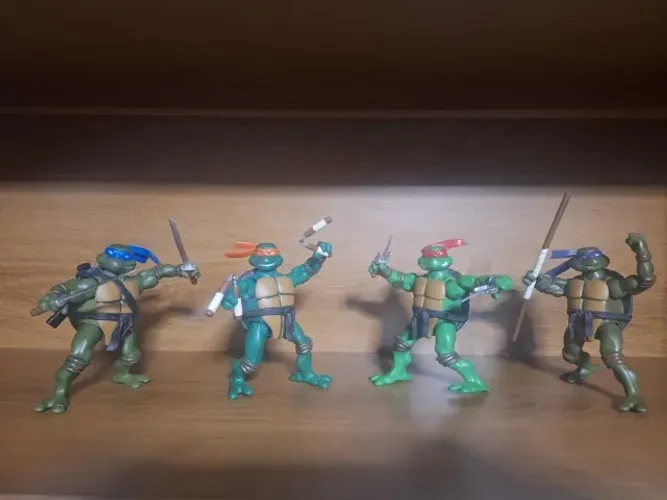 Set Completo As Tartarugas Ninja Clássicas (4 Figuras + Acessórios)