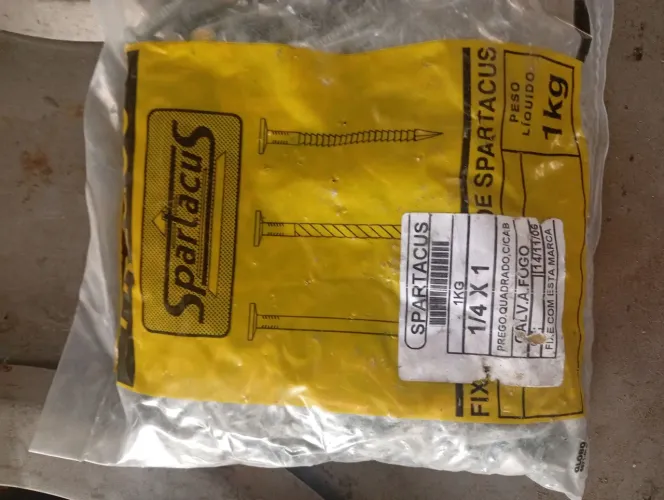 Prego quadrado c/csb 1/4x1 marca Spartacus